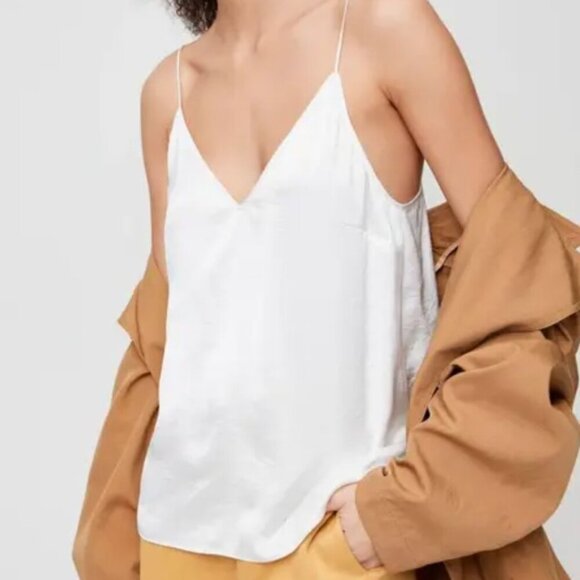 🇨🇦 Aritzia - Wilfred Free Boscono Camisole (Black) - Picture 6 of 16